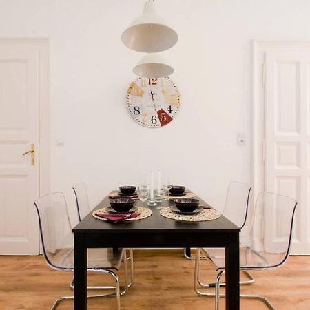 Downtown Rising Sun 104 Sq.M Budapeste Exterior foto