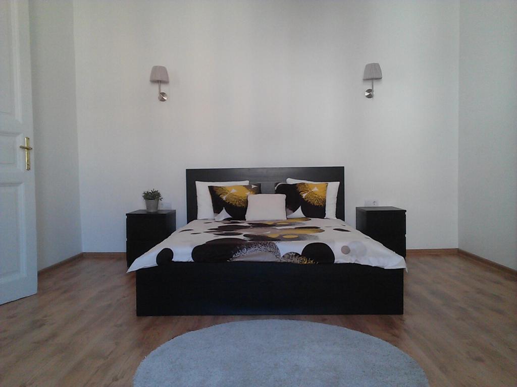 Downtown Rising Sun 104 Sq.M Budapeste Exterior foto